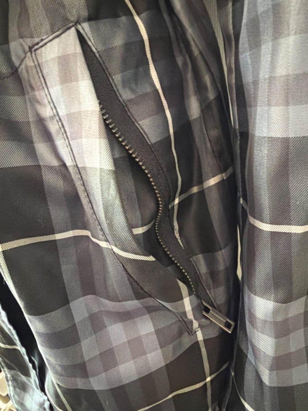 Burberry London Gray Plaid Hooded Belted Waterproof Raincoat Women's Sz L w/COA - Picture 7 of 16